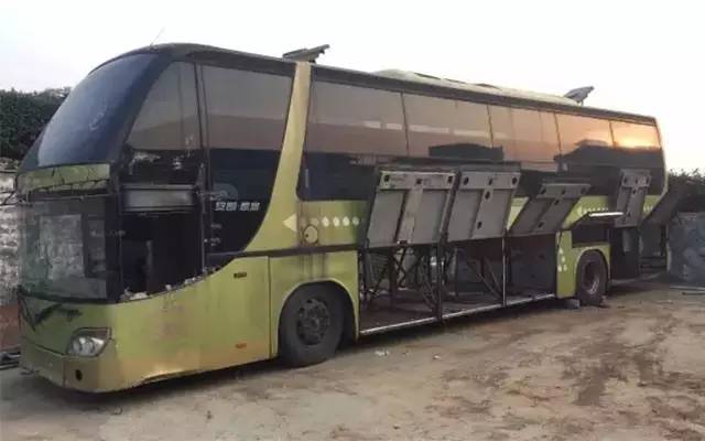 上海大巴車報廢